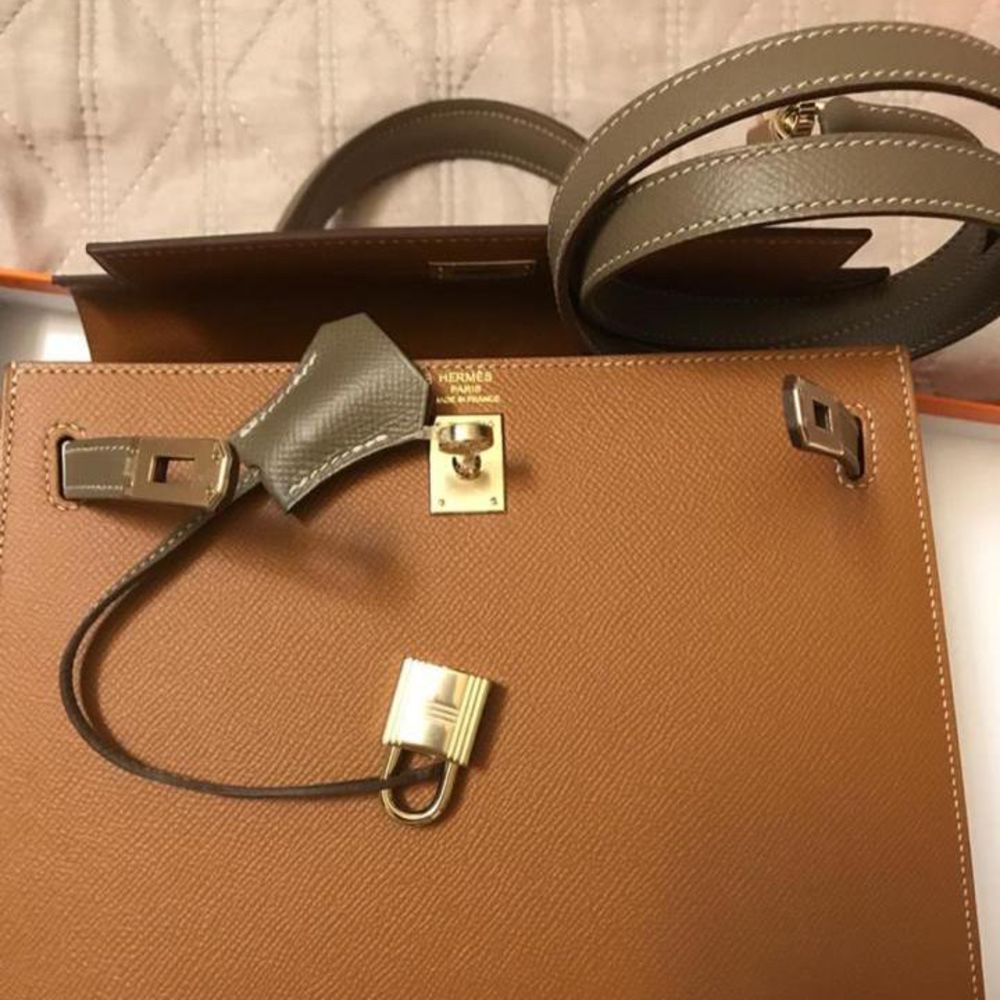 Hermes Kelly 25 Sellier HSS Gris Mouette And Magnolia Epsom Brushed Gold